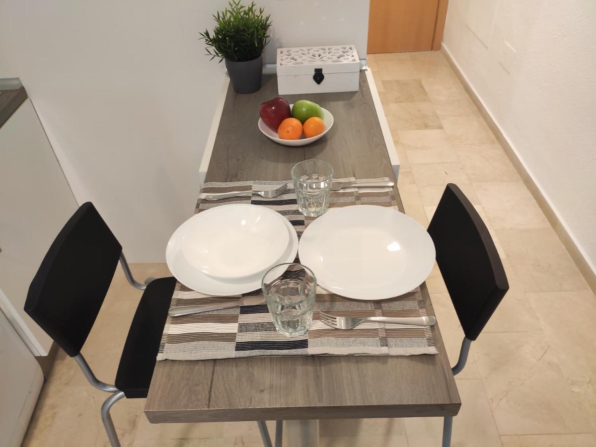 Malaka Apartment City Centre Malaga Ngoại thất bức ảnh